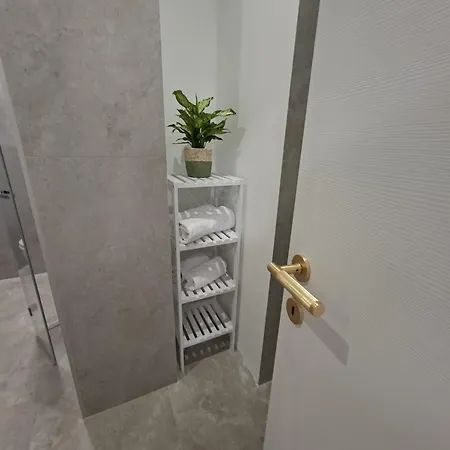 - New Apartmán