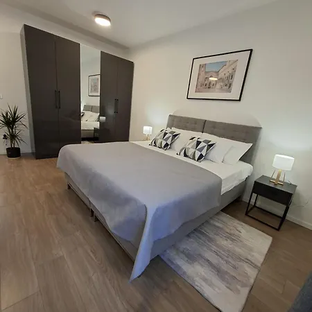 Apartmán - New