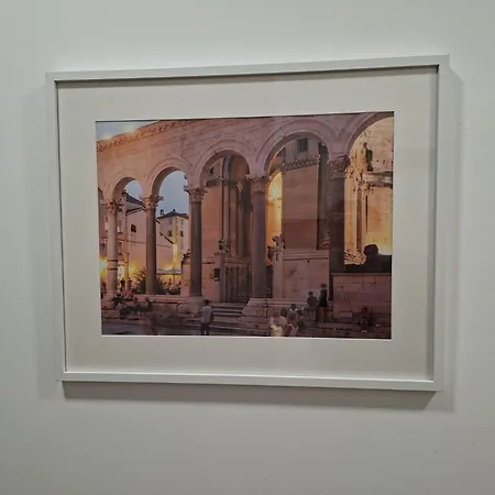 - New * スプリト