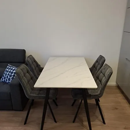 アパート - New *