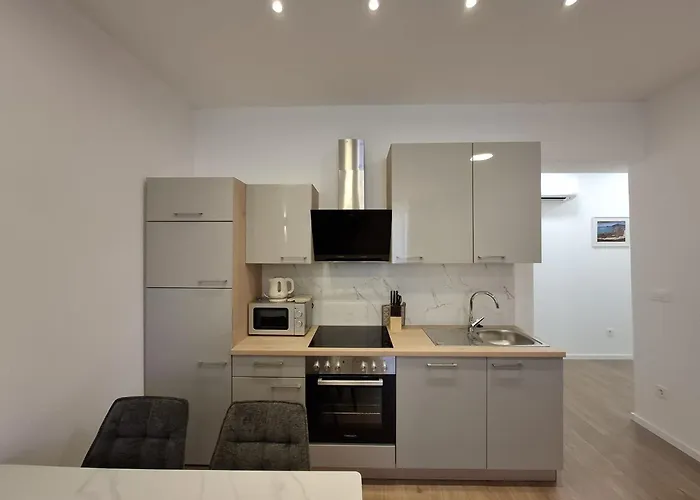 - New Apartamento Split